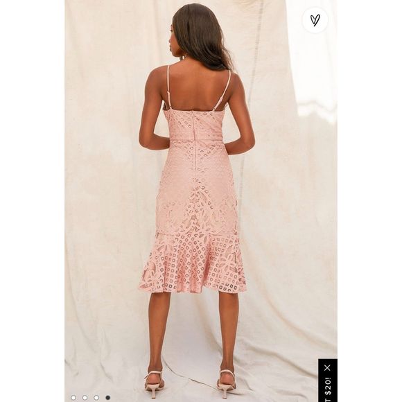 NWT Lulu's Unlimited Love Dusty Pink Lace Trumpet Midi Dress Small a674 - Picture 3 of 6